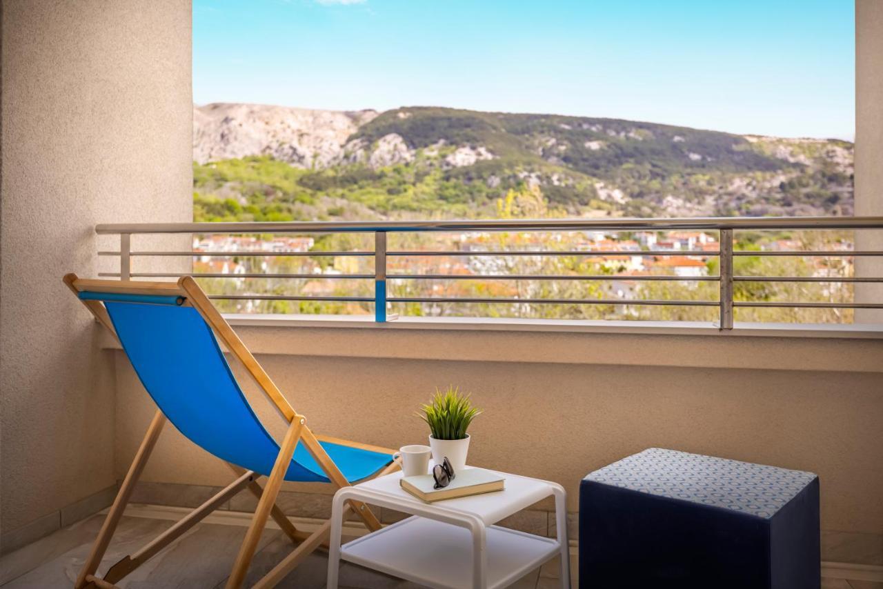 Sunny Baska Hotel By Valamar, Ex Corinthia Dış mekan fotoğraf