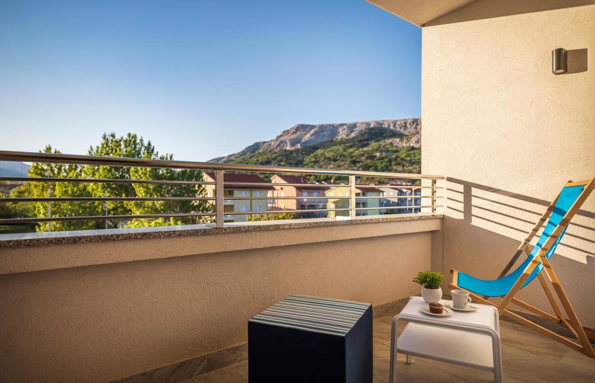 Sunny Baska Hotel By Valamar, Ex Corinthia Oda fotoğraf